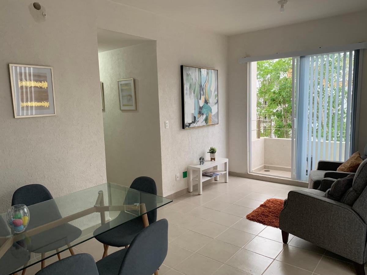 Franks House Apartment "Shared House" Cancún Exterior foto